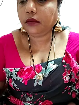 Snapshot of Swapna_143 chatting on January 23, 2025, 2:44 am Swapna 143 online show from January 23, 2025, 2:44 am
