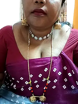 Snapshot of Swapna_143 chatting on February 3, 2025, 4:52 pm Swapna 143 online show from February 3, 2025, 4:52 pm