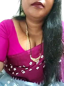 Snapshot of Swapna_143 chatting on March 9, 2025, 5:49 pm Swapna 143 online show from March 9, 2025, 5:49 pm