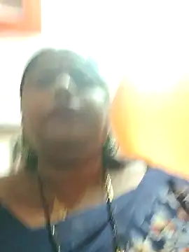 Snapshot of Swapna_143 chatting on March 4, 2025, 2:38 am Swapna 143 online show from March 4, 2025, 2:38 am