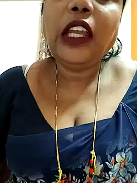 Snapshot of Swapna_143 chatting on January 1, 2025, 2:51 am Swapna 143 online show from January 1, 2025, 2:51 am