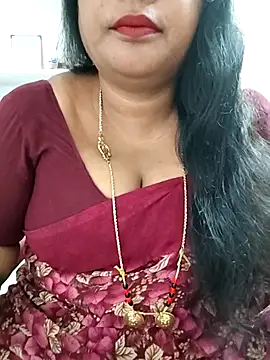 Snapshot of Swapna_143 chatting on September 22, 2025, 3:01 am Swapna 143 online show from September 22, 2025, 3:01 am