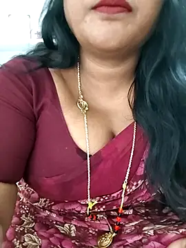 Snapshot of Swapna_143 chatting on September 15, 2025, 4:46 am Swapna 143 online show from September 15, 2025, 4:46 am