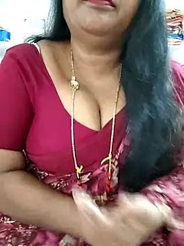 Snapshot of Swapna_143 chatting on October 6, 2025, 3:19 am Swapna 143 online show from October 6, 2025, 3:19 am