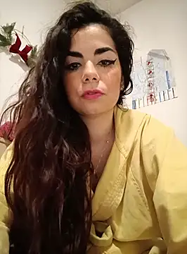 Saturnia Yvonne online show from January 28, 2025, 11:50 pm
