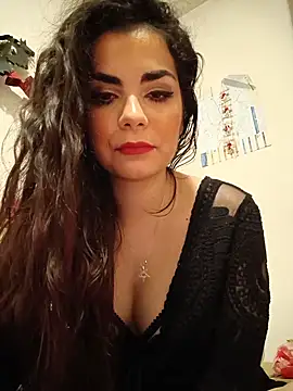 Saturnia Yvonne online show from March 7, 2025, 11:49 pm