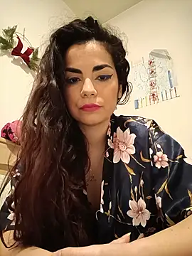 Saturnia Yvonne online show from February 10, 2025, 11:55 pm