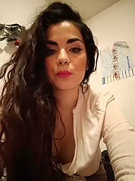 Saturnia Yvonne online show from February 27, 2025, 12:03 am