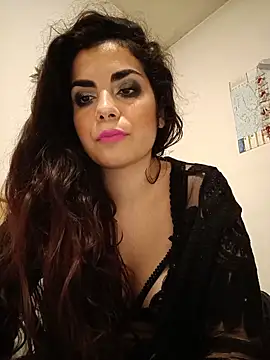 Saturnia Yvonne online show from February 4, 2025, 12:08 am