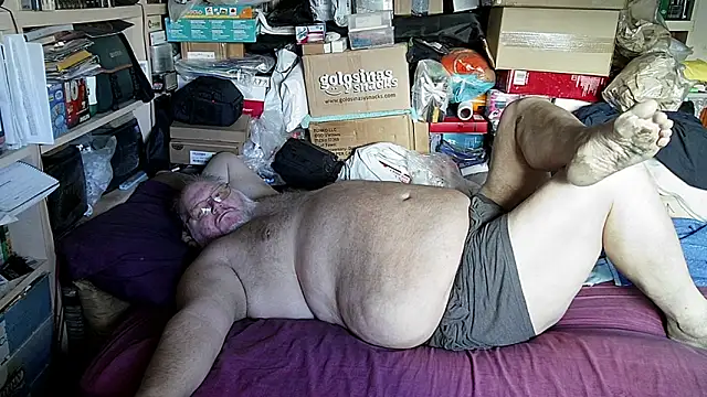 hadeszeuss2 online show from November 16, 2025, 2:44 pm