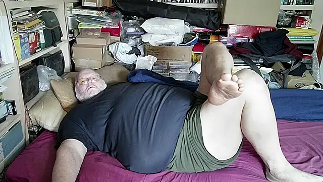 Snapshot of hadeszeuss2 chatting on March 13, 2025, 2:44 pm hadeszeuss2 online show from March 13, 2025, 2:44 pm