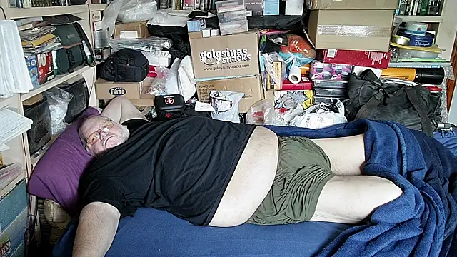 hadeszeuss2 online show from March 23, 2026, 2:39 pm