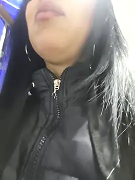 Snapshot of Camille_jhonson chatting on February 11, 2026, 10:04 am Camille jhonson online show from February 11, 2026, 10:04 am