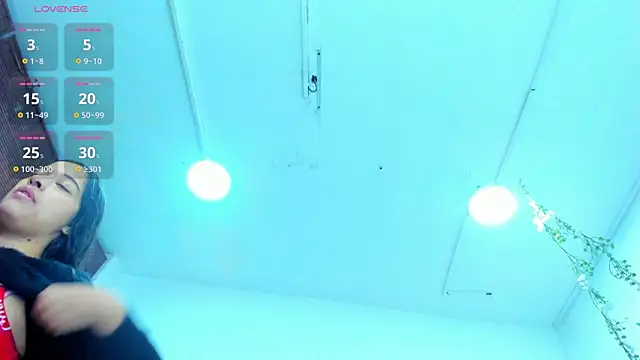 Snapshot of Hannah_Miller__ chatting on September 30, 2025, 5:19 pm Hannah Miller online show from September 30, 2025, 5:19 pm