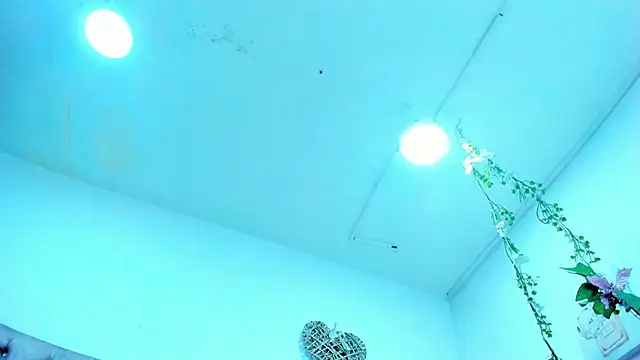 Snapshot of Hannah_Miller__ chatting on October 10, 2025, 5:36 pm Hannah Miller online show from October 10, 2025, 5:36 pm