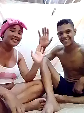 Snapshot of daniel_traviexxxo chatting on September 18, 2025, 5:49 pm daniel traviexxxo online show from September 18, 2025, 5:49 pm