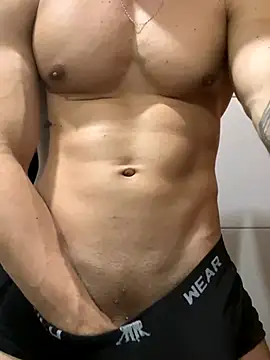 Lb20gostoso online show from October 9, 2025, 4:24 am