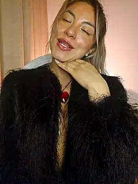 Snapshot of Karen_San_Miguel chatting on February 11, 2025, 11:44 pm Karen San Miguel online show from February 11, 2025, 11:44 pm