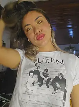 Snapshot of Karen_San_Miguel chatting on February 7, 2025, 9:58 pm Karen San Miguel online show from February 7, 2025, 9:58 pm