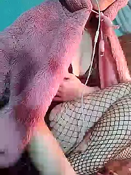 misu09 online show from January 12, 2025, 8:47 pm