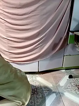 Snapshot of misu09 chatting on October 4, 2025, 2:40 pm misu09 online show from October 4, 2025, 2:40 pm