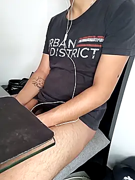 mosmar 20 online show from April 17, 2026, 9:06 pm