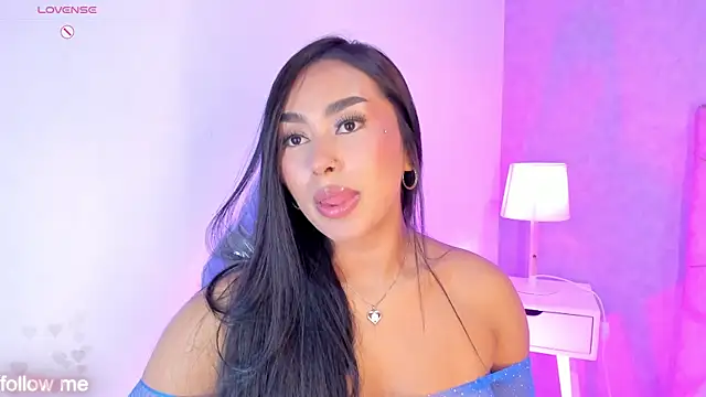 Cameliaa Smiith online show from April 11, 2026, 7:45 am