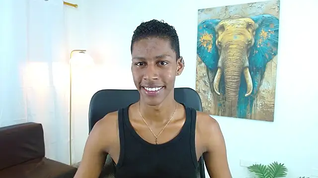 Snapshot of maiki18_ chatting on October 24, 2025, 8:41 pm maiki18  online show from October 24, 2025, 8:41 pm