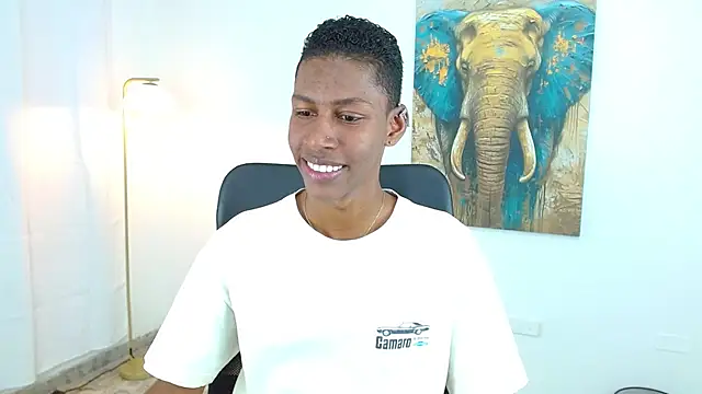 Snapshot of maiki18_ chatting on October 16, 2025, 8:50 pm maiki18  online show from October 16, 2025, 8:50 pm