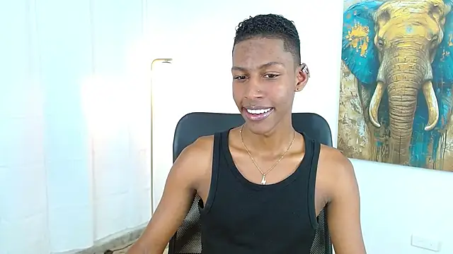 Snapshot of maiki18_ chatting on October 7, 2025, 8:54 pm maiki18  online show from October 7, 2025, 8:54 pm