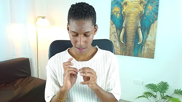 Snapshot of maiki18_ chatting on October 21, 2025, 9:03 pm maiki18  online show from October 21, 2025, 9:03 pm