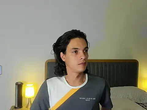uglycoyote18 online show from August 6, 2026, 8:42 am