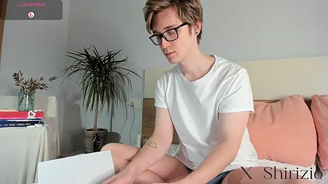 Snapshot of Shirizi chatting on February 2, 2025, 10:56 am Shirizi online show from February 2, 2025, 10:56 am