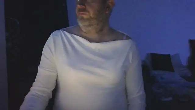 ShyBoy1982 online show from April 11, 2026, 11:52 pm