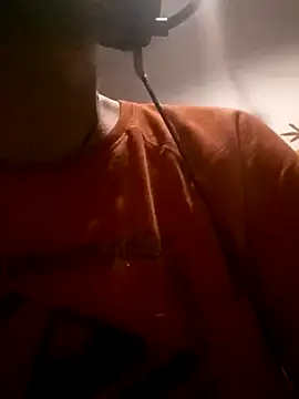 Snapshot of LECHEBALLS chatting on November 3, 2025, 3:34 am LECHEBALLS online show from November 3, 2025, 3:34 am