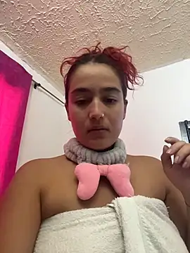 Snapshot of Ari_Baker chatting on October 24, 2025, 4:28 pm Ari Baker online show from October 24, 2025, 4:28 pm