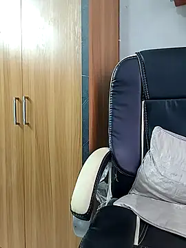 Snapshot of Lucifer_9 chatting on January 26, 2025, 10:34 am Lucifer 9 online show from January 26, 2025, 10:34 am