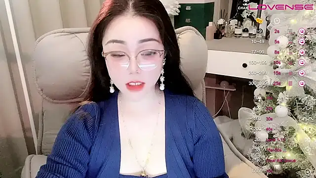 Monica-888 online show from March 5, 2025, 10:32 pm