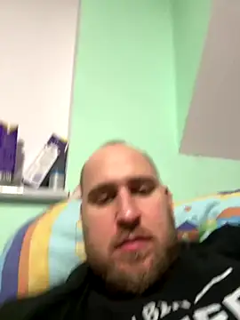 aronion123 online show from October 7, 2025, 11:39 pm