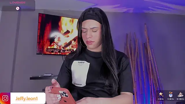 Snapshot of danna_v chatting on October 17, 2025, 4:27 am danna v online show from October 17, 2025, 4:27 am