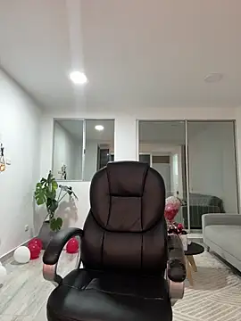 Snapshot of Natasha-28 chatting on February 20, 2026, 2:52 am Natasha-28 online show from February 20, 2026, 2:52 am