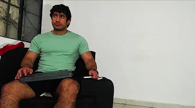 Snapshot of willian_m777 chatting on January 11, 2025, 4:06 am willian m777 online show from January 11, 2025, 4:06 am