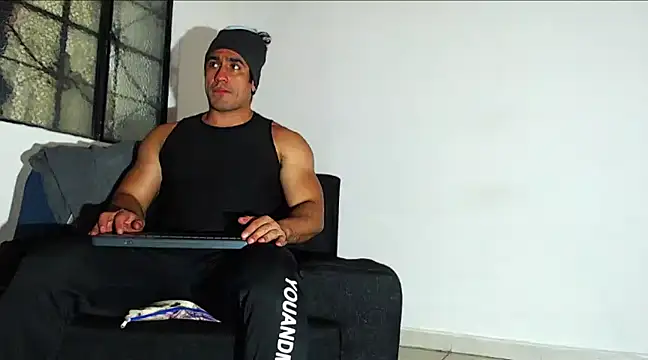 Snapshot of willian_m777 chatting on January 17, 2025, 4:39 am willian m777 online show from January 17, 2025, 4:39 am