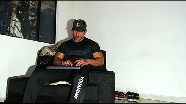 Snapshot of willian_m777 chatting on February 21, 2025, 3:56 am willian m777 online show from February 21, 2025, 3:56 am