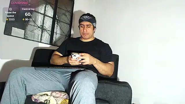 Snapshot of willian_m777 chatting on February 19, 2026, 4:09 am willian m777 online show from February 19, 2026, 4:09 am