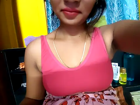 cutesoma2 online show from April 8, 2026, 6:42 pm