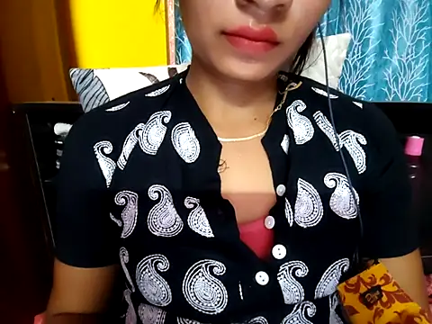 cutesoma2 online show from March 19, 2026, 5:35 pm