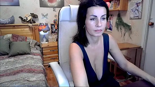 Kendra Mom online show from December 5, 2024, 5:55 pm
