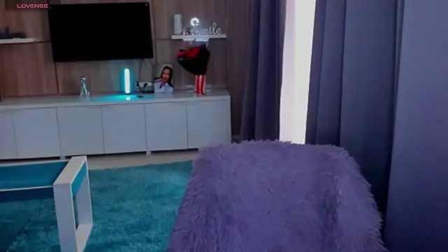 K chic online show from September 10, 2025, 10:58 am