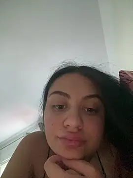 ayshalove online show from June 24, 2026, 5:22 pm